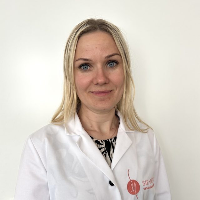 Dr. Justīne Kaupe